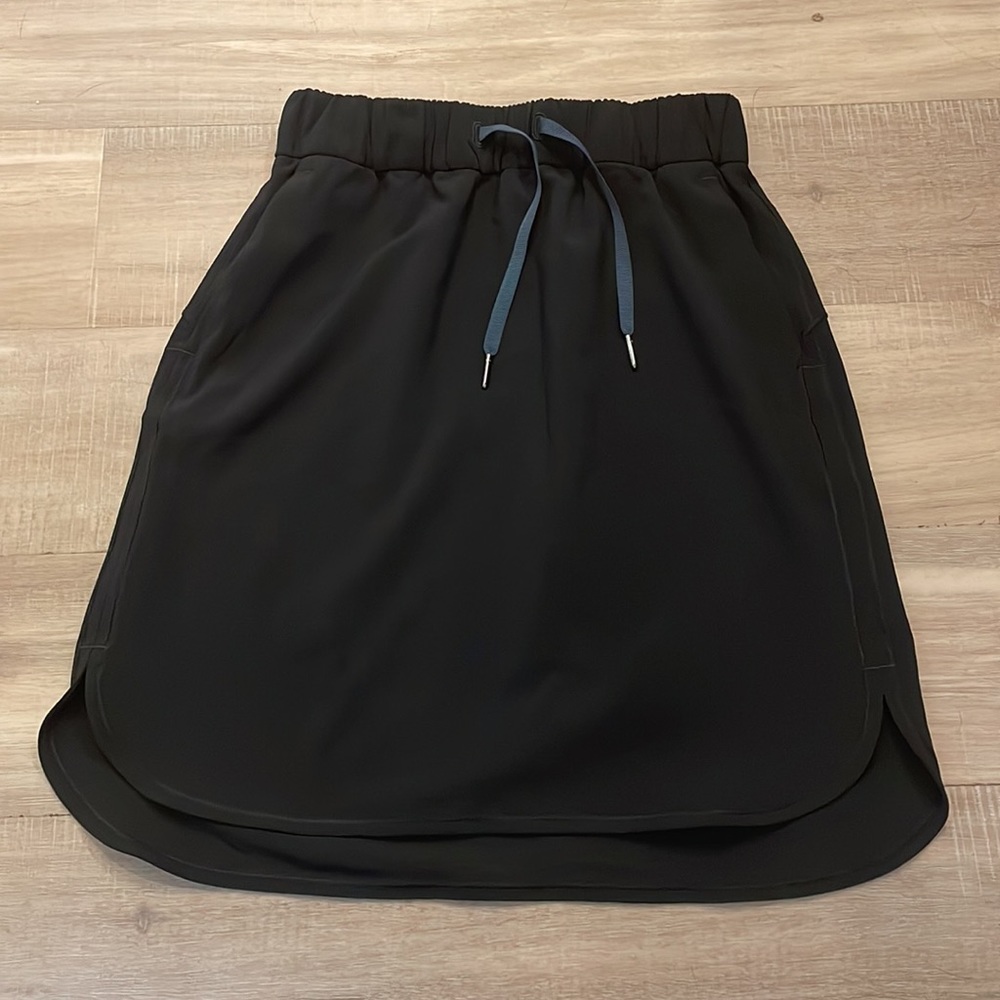 Lululemon On The Fly Skirt - Picture 4 of 5